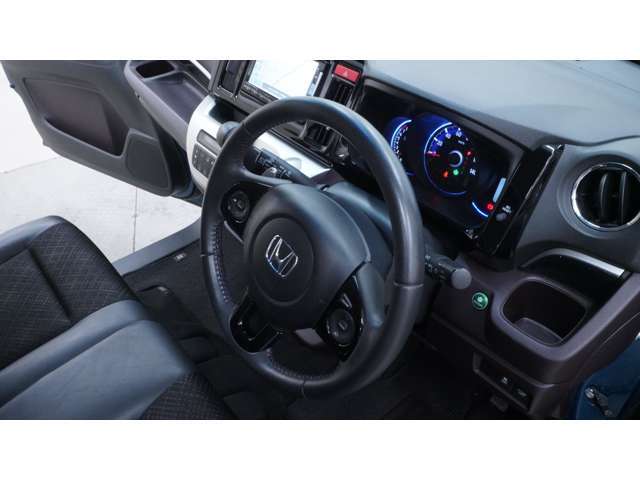 かわいい系、スライド系、カスタム系、軽バンなど、オールメーカーを揃えていますので「選ぶ楽しさ」があります！