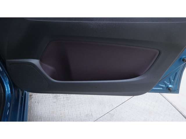 全てが当社で完結します！軽モールは、トータルカーサポート店です。保険屋さんへのお電話や修理、保険更新や車検、めんどうな手続きまで全ておまかせください。