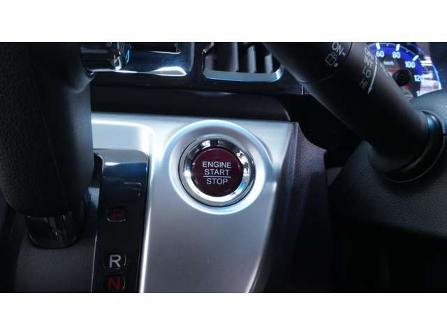 当店は大手保険会社の代理店！専任スタッフが常駐しておりますのでご相談はどうぞお気軽に♪