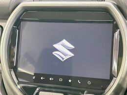 【メーカー純正9インチナビ】インテリアに溶け込むスタイリッシュな「専用設計」メーカーナビを装備♪視認性や操作性など基本性能にも優れ、より上質なカーライフをお楽しみいただけます。