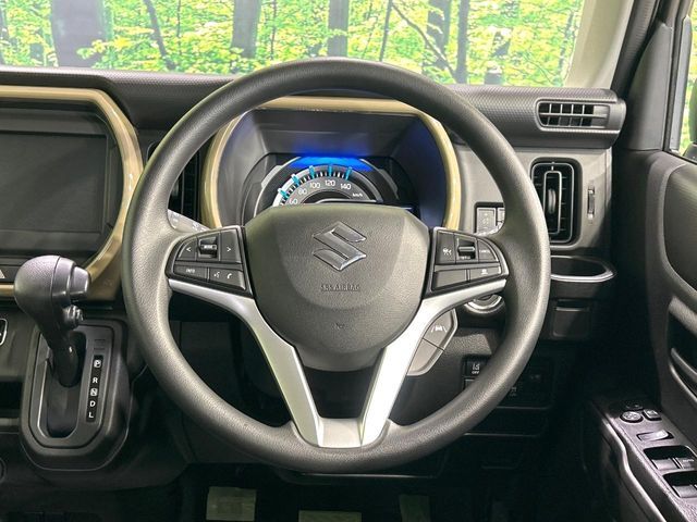 【ステアリングスイッチ】運転中、前方から目線をそらすことなく、オーディオ等の操作が可能な便利機能！安心＆快適なドライブを演出してくれます♪