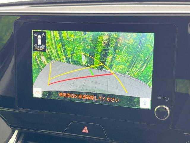 【バックカメラ】駐車時に後方がリアルタイム映像で確認できます。大型商業施設や立体駐車場での駐車時や、夜間のバック時に大活躍！運転スキルに関わらず、今や必須となった装備のひとつです！