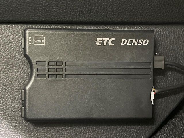 【ETC】高速道路の料金所をストレスなく通過！話題のスポットやサービスエリアに多い「スマートIC」利用時は必須のアイテムです。当店でセットアップを実施、ご納車当日からすぐにご利用いただけます！