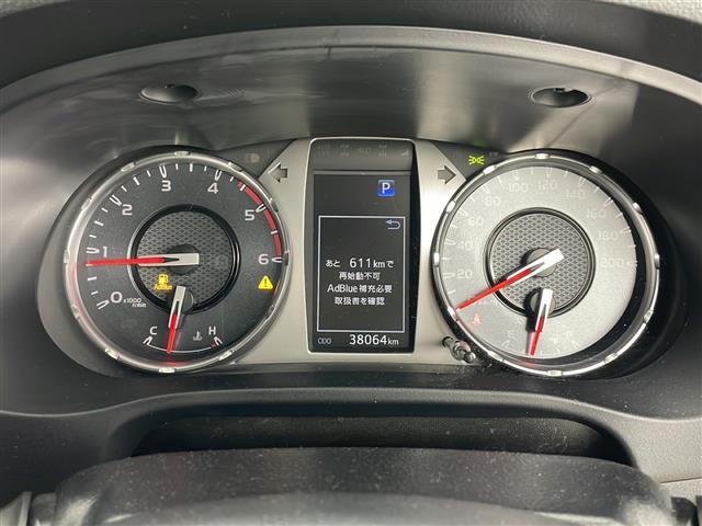 【スピードメーター】メーターがシンプルで見やすく運転しやすいですね！