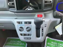 納車前にはプロのメカニックが点検、整備を行いますので安心してお乗り頂けます！！