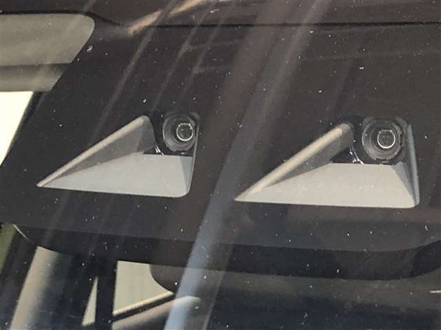 スマートアシスト付き！作動には条件があります、詳しくはスタッフまでお問合せください。