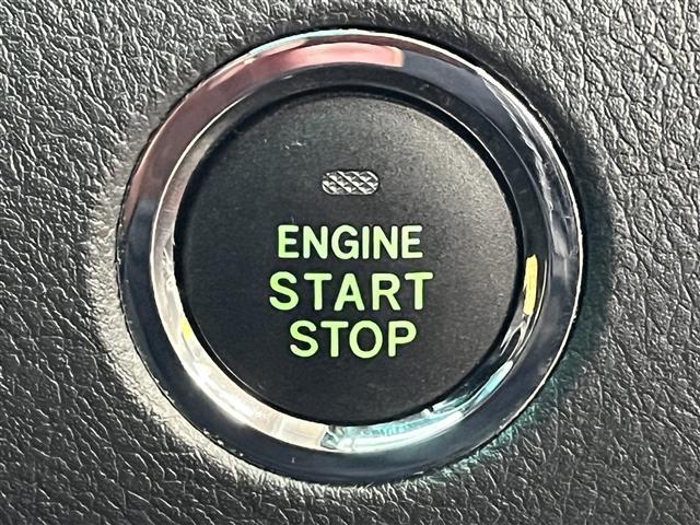 【運転席操作部】快適なドライブを楽しむための機能が装備されています！運転席から触れるので、使いやすいです！除菌プランいれていただくと、さらに清潔で安心していただけます！