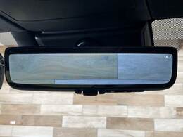 【デジタルインナーミラー】を搭載しております。ミラーにより後方確認ができますので、駐車の際などに役立ちます。