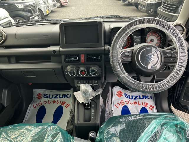 納車前には内装・外装綺麗にさせて頂きます！ぜひ現車確認をお願いいたします！お電話は072-284-8233まで！