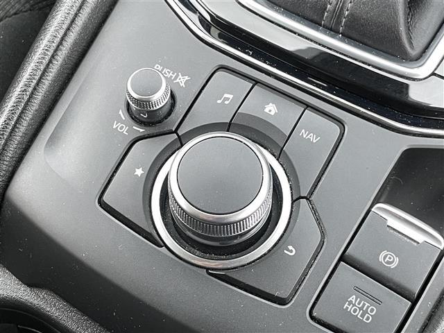 【運転席操作部】快適なドライブを楽しむための機能が装備されています！運転席から触れるので、使いやすいです！除菌プランいれていただくと、さらに清潔で安心していただけます！