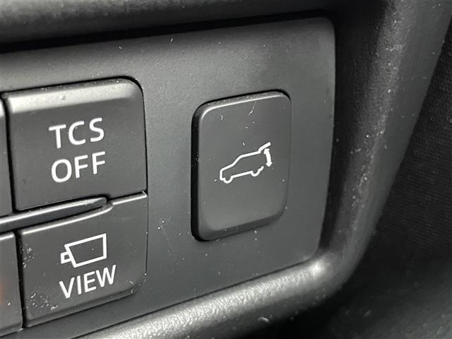 【運転席操作部】快適なドライブを楽しむための機能が装備されています！運転席から触れるので、使いやすいです！除菌プランいれていただくと、さらに清潔で安心していただけます！
