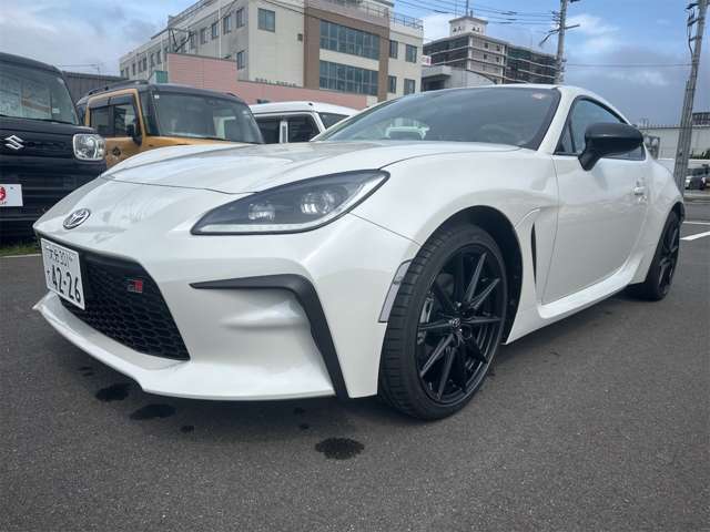 左斜前です！