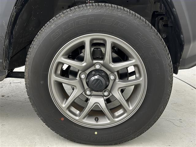 【純正16インチアルミホイール】専用のアルミなので、お車のイメージにぴったり！！社外のアルミやスタッドレスタイヤも取り扱いございます！！ドレスアップもカスタマイズもお任せください！！