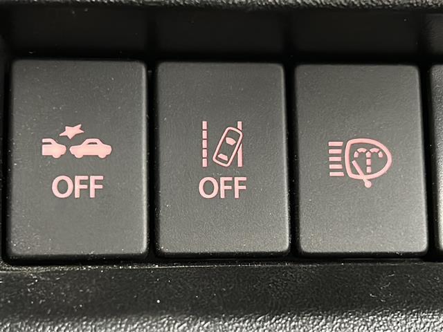 【デュアルカメラブレーキサポート】スズキの誇る安全装備が搭載されており、万一の危険回避を支援します！機能には限界があるためご注意ください。◆搭載機能例：衝突被害軽減装置/誤発進抑制/車線逸脱警報