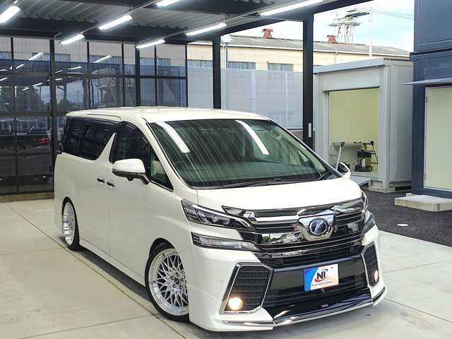 純正11型フリップダウンモニター！純正9インチナビ！Bluetooth！ブルートゥース！フルセグTV！地デジ！CD/DVD！SD再生！AM/FM！パノラミックビューモニター！ビルトインETC！ドラレコ