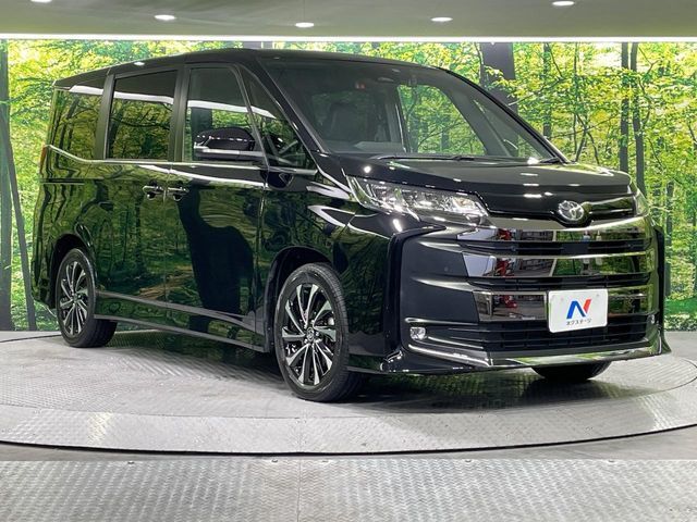 大好評のボディコーティング「弾スプラッシュコート」もご納車までに施工可能。通常のガラスコートと異なる、耐久年数6年の無機質ガラスコーティングが、ボディをキレイな状態に保ってくれます。