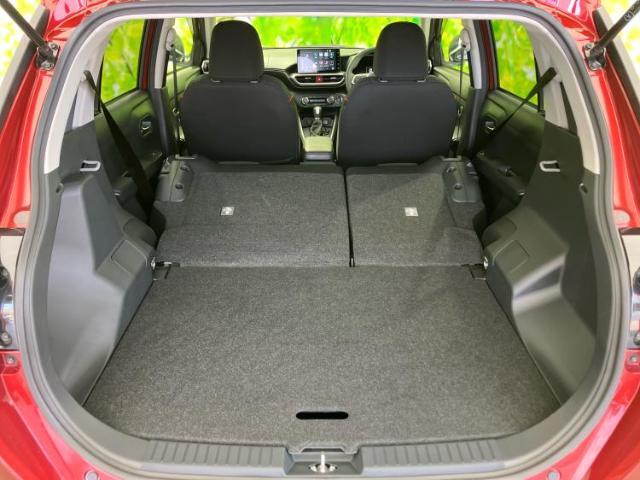 WECARS（ウィーカーズ）は全国250店舗展開！お客様が安心してカーライフをお楽しみいただけるよう社員一同心を込めてサポートいたします。