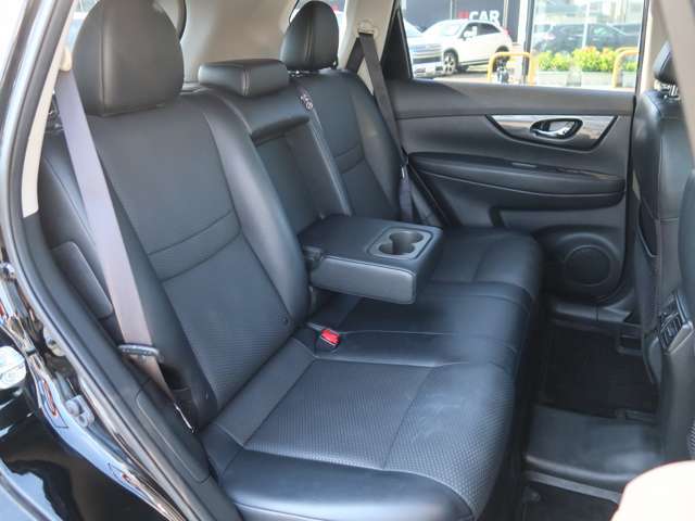 ISOFIX　格納可能