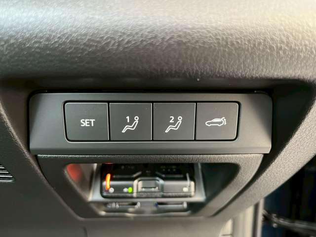 ☆掲載していない車両もございます！☆在庫に無いお車もお探ししますのでご相談下さいませ♪