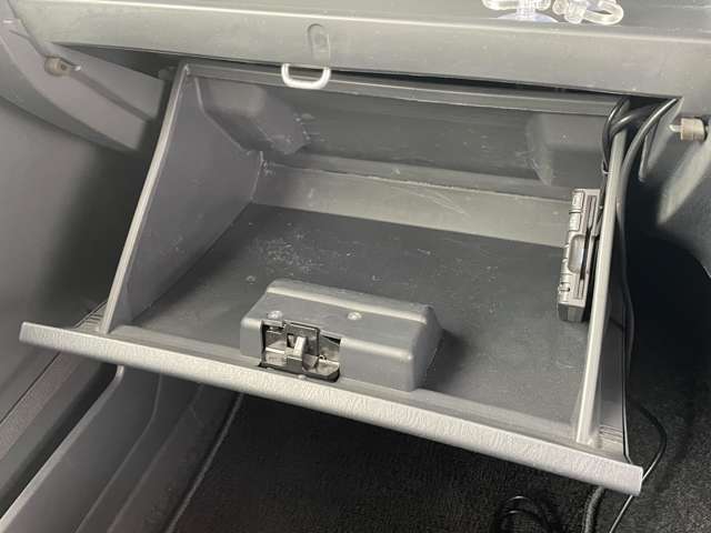 全国どこでもご契約可能です！お車の詳細情報や写真をご希望な場合はまず一度店舗までお問い合わせください！全国ネットの当社なら陸送手配もおまかせ！お近くのガリバー店舗までお届けさせていただきます！※有料