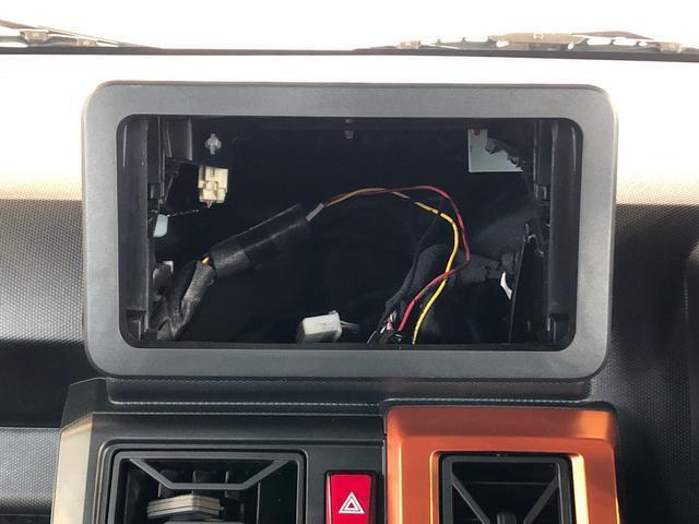 当車両はオーディオレスです。多彩なナビゲーション・オーディオをご用意しております。詳しくは当店スタッフにお問い合わせください。
