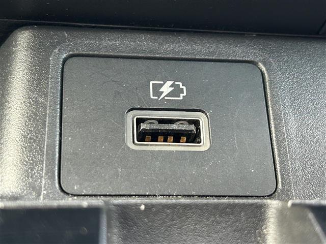 【運転席操作部】快適なドライブを楽しむための機能が装備されています！運転席から触れるので、使いやすいです！除菌プランいれていただくと、さらに清潔で安心していただけます！