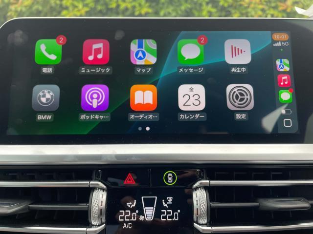 【純正ナビゲーション】BMWのナビゲーションは操作性も良く、詳細な地図情報と交通状況を見やすく表示し、快適なドライビングをサポートしながら目的地までナビゲートします。