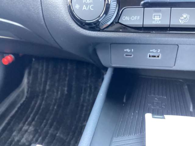 USB電源ソケット