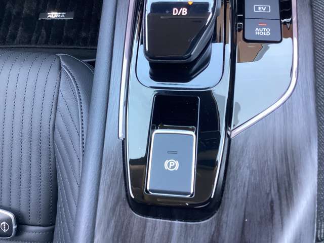 e-POWERシフトオートホールド機能も装備