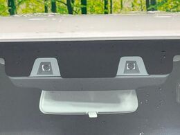 【スズキ　セーフティサポート】走行中に前方の車両等を認識し、衝突しそうな時は警報とブレーキで衝突回避と被害軽減をアシスト。より安全にドライブをお楽しみいただけます。