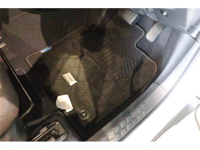 純正・社外問わず綺麗なマットがいいですよ！大切に乗ってきたかがわかります！