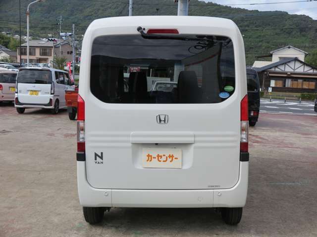 経験豊富なスタッフが皆様のカーライフを全力でサポートさせて頂きます。