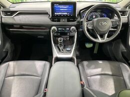 グループ総在庫数約30，000台！！全国の系列店からメーカー・車種問わずご紹介出来るので、あなたにピッタリのお車が見つかるはずです♪まずはお問い合わせ下さい☆