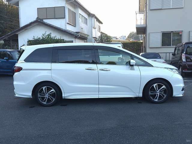 《《カーセブンの拘り》》☆カーセブンは全車ユーザー買取車！余分な中間マージンは発生しないので厳選良質車を魅力的な価格にてご提供致します。《フリーダイヤル》0120-844-866