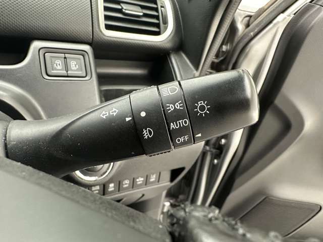 【運転席操作部】快適なドライブを楽しむための機能が装備されています！運転席から触れるので、使いやすいです！除菌プランいれていただくと、さらに清潔で安心していただけます！