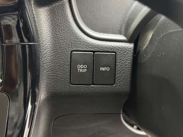 【運転席操作部】快適なドライブを楽しむための機能が装備されています！運転席から触れるので、使いやすいです！除菌プランいれていただくと、さらに清潔で安心していただけます！
