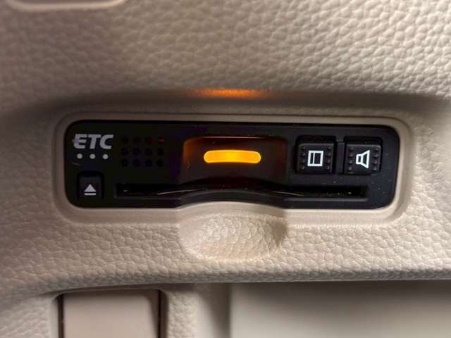 ETC付いております。遠方のお出かけもETCでスムーズ。ビルトインなので見た目もスッキリです