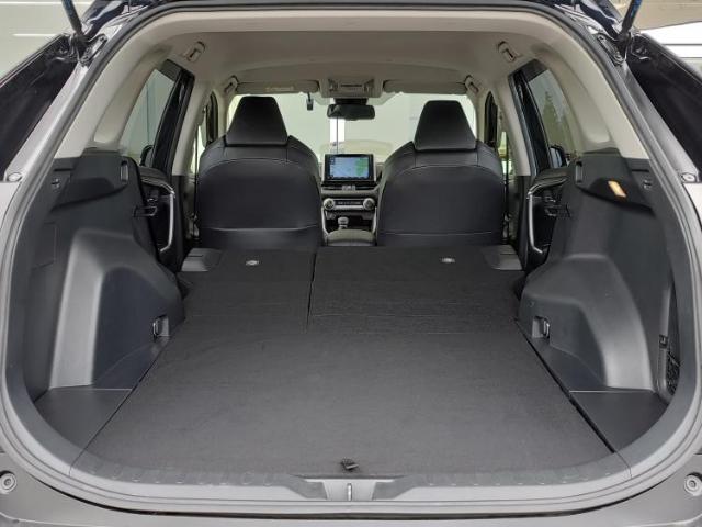 WECARS（ウィーカーズ）は全国250店舗展開！お客様が安心してカーライフをお楽しみいただけるよう社員一同心を込めてサポートいたします。