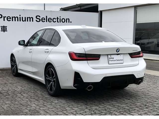 24時間、365日対応のBMWコールセンターが我々正規ディーラーとともに、あなたのBMWライフをサポートします。当社販売の全車両にサービスが付帯します！