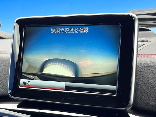 ●バックカメラ：便利な【バックカメラ】で安全確認もできます。駐車が苦手な方にもオススメな便利機能です。