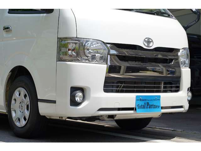 トータルパートナー（株）ではハイエースを販売・整備・車検・カスタム・買取を主業とするハイエース専門店となります。専門店ならではの、知識と経験でお客様に喜んで頂けるよう、スタッフ一同頑張らせて頂きます。