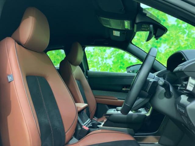 「この車の写真をもっと見たい」「状態が気になる」「この装備はついている？」どんな小さな疑問でもお気軽にお問い合わせください！