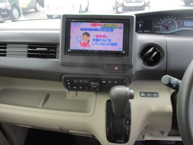 シフトレバーです！