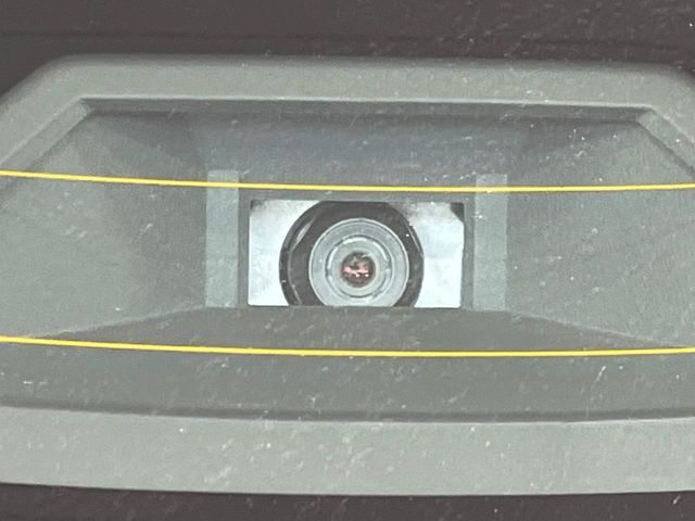 【スズキ　セーフティサポート】走行中に前方の車両等を認識し、衝突しそうな時は警報とブレーキで衝突回避と被害軽減をアシスト。より安全にドライブをお楽しみいただけます。