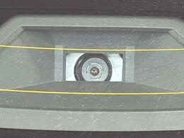 【スズキ　セーフティサポート】走行中に前方の車両等を認識し、衝突しそうな時は警報とブレーキで衝突回避と被害軽減をアシスト。より安全にドライブをお楽しみいただけます。