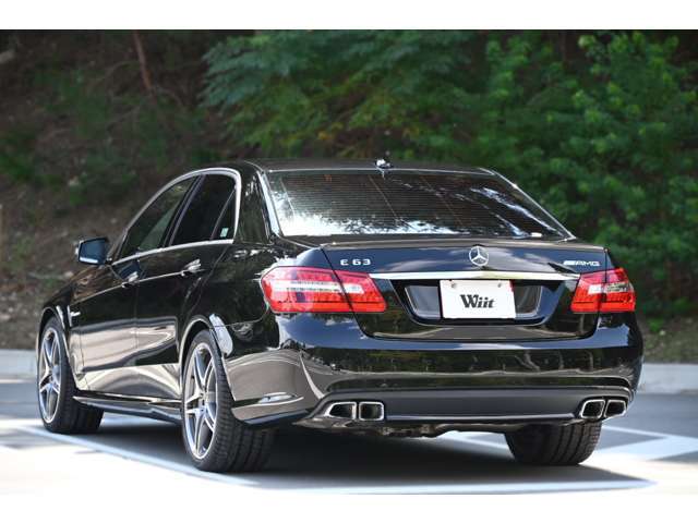 実施ワンオーナー車　ユーザー買取車　保証書・取扱説明書・スペアキーレス有り　メルセデスベンツディーラーにてすべて点検記録簿あり