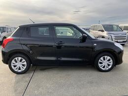 女性スタッフも多く、ご来店いただきやすい店づくりを心がけております！キッズコーナーや授乳室も完備しておりますので小さなお子様連れのお客様も安心してご来店ください♪