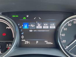 【スピードメーター】『スピードメーター』の画像になります。メーターがシンプルで見やすく運転しやすいですね！