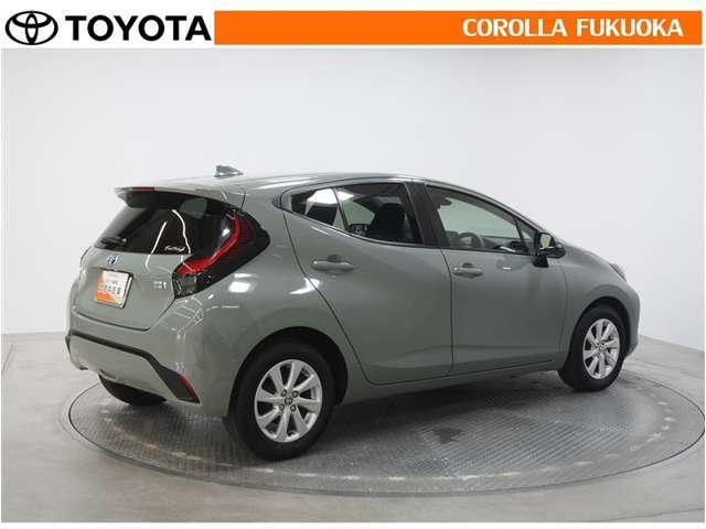 ロングラン保証は、1年間走行距離無制限のロングラン保証付。「カローラ福岡サービス認証工場」でサービスを受けられます。