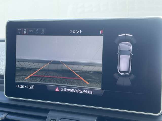 LIBERALAの名前の由来はラテン語で「libera：自由」と「ala：翼」を意味し、それらを組合せた造語です。自由な翼を得て思う存分人生を謳歌して欲しいという願いが込められています。